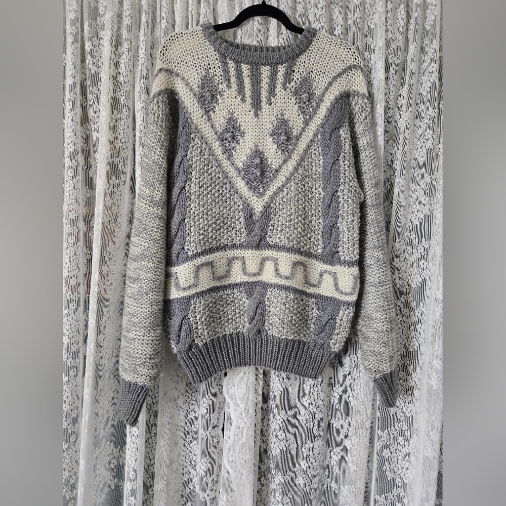Vintage Forum Textured Knit Sweater – Size M - Picture 2 of 7
